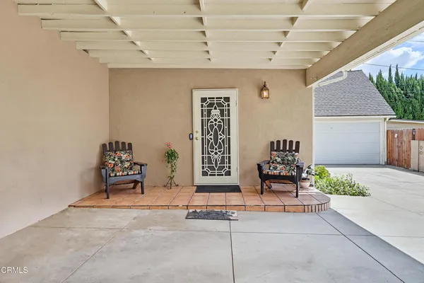 $3,800 | 1608 North Grand Oaks Avenue, Pasadena, CA 91104