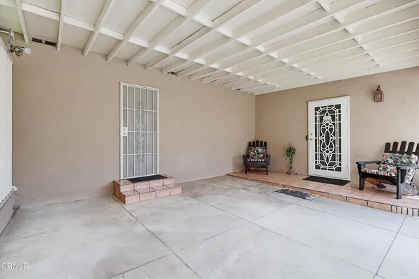 $3,800 | 1608 North Grand Oaks Avenue, Pasadena, CA 91104