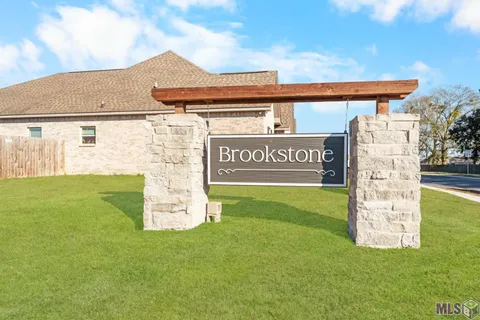 $310,000 | 40205 Maddie Drive, Prairieville, LA 70769