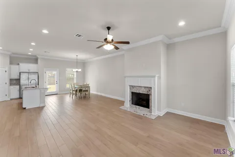 $305,000 | 40205 Maddie Drive, Prairieville, LA 70769