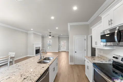 $310,000 | 40205 Maddie Drive, Prairieville, LA 70769