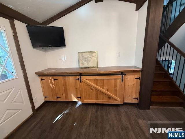 27 Hewitt Road West Milford, NJ 07421 - Photo 4 of 15 Gallery Image 4