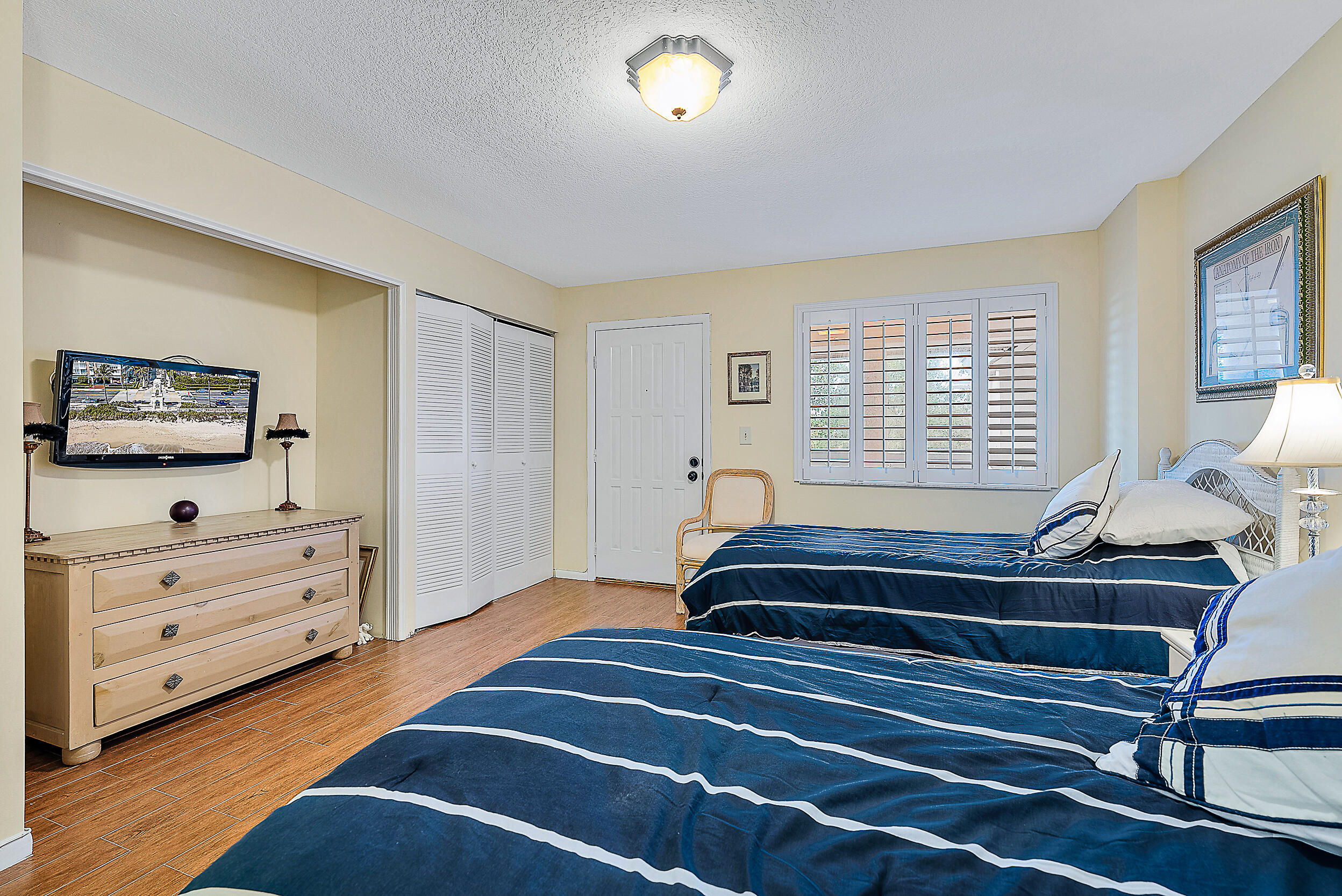 353 Highway 1, Unit B306 Jupiter, FL 33477 - Photo 15 of 23 Guest Bedroom
