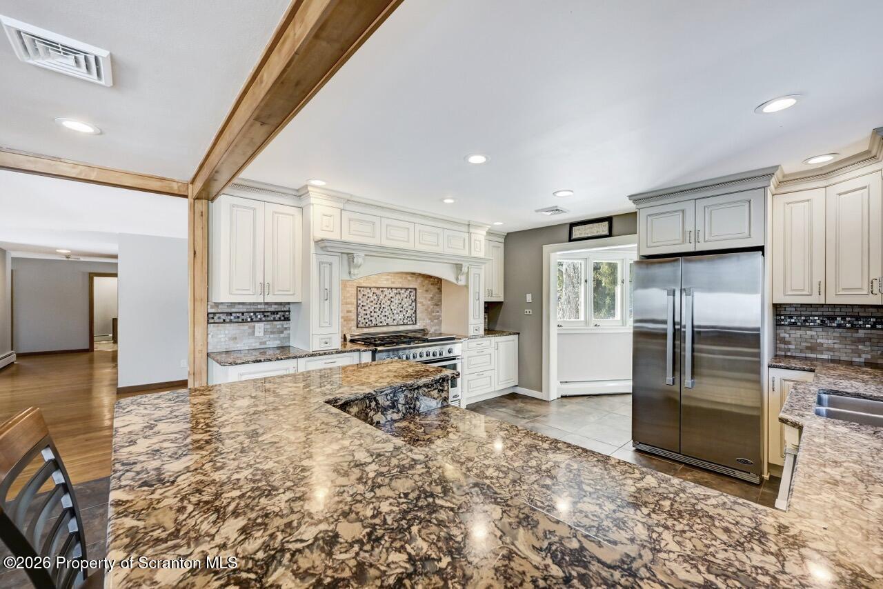 1208 Country Club Road Clarks Summit, PA 18411 - Photo 21 of 91 1208 Country Club Rd 19 Large