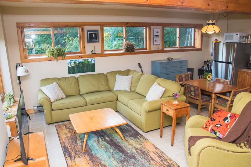 231 Smugglers View Road Cambridge, VT 05464 - Photo 6 of 20 Gallery Image 6