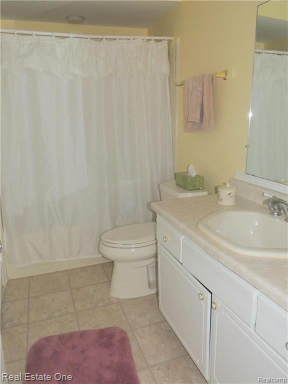 404 Willow Grove Lane, Unit 20 Rochester, MI 48307 - Photo 15 of 34