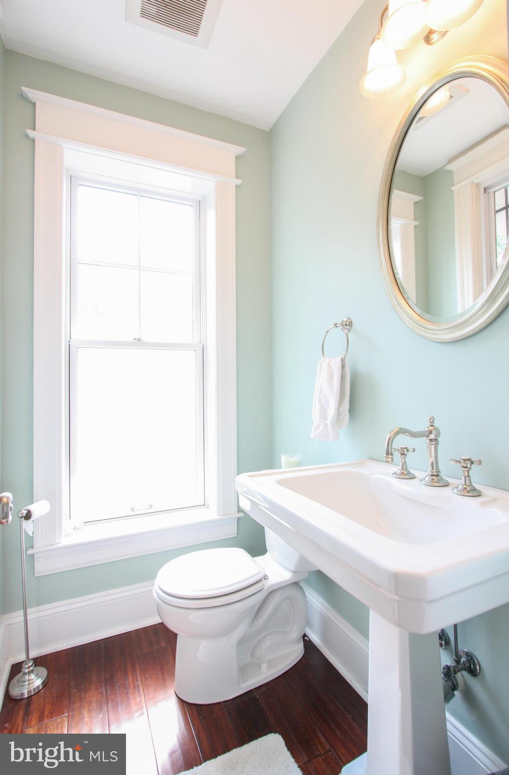 715 5th Street Northeast Washington, DC 20002 - Photo 9 of 21 Bath