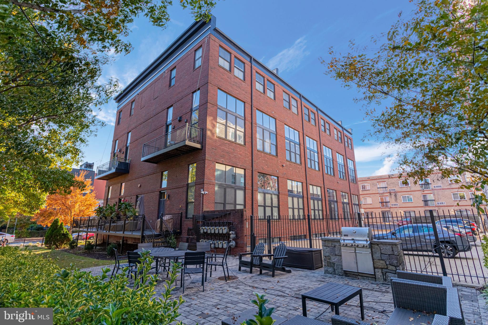 1111 W Street Northwest, Unit 13 Washington, DC 20009 - Photo 27 of 28