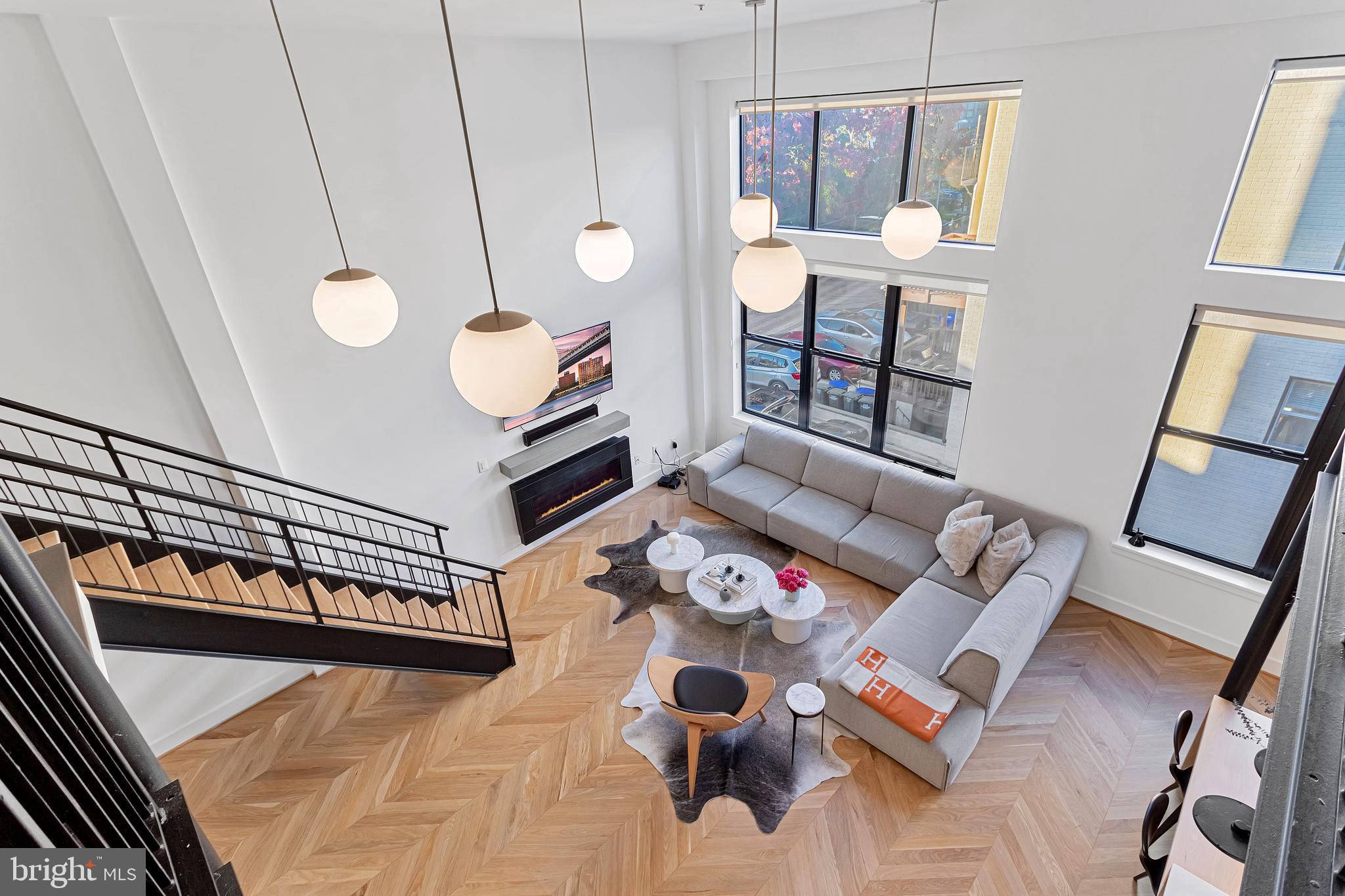 1111 W Street Northwest, Unit 13 Washington, DC 20009 - Photo 9 of 28