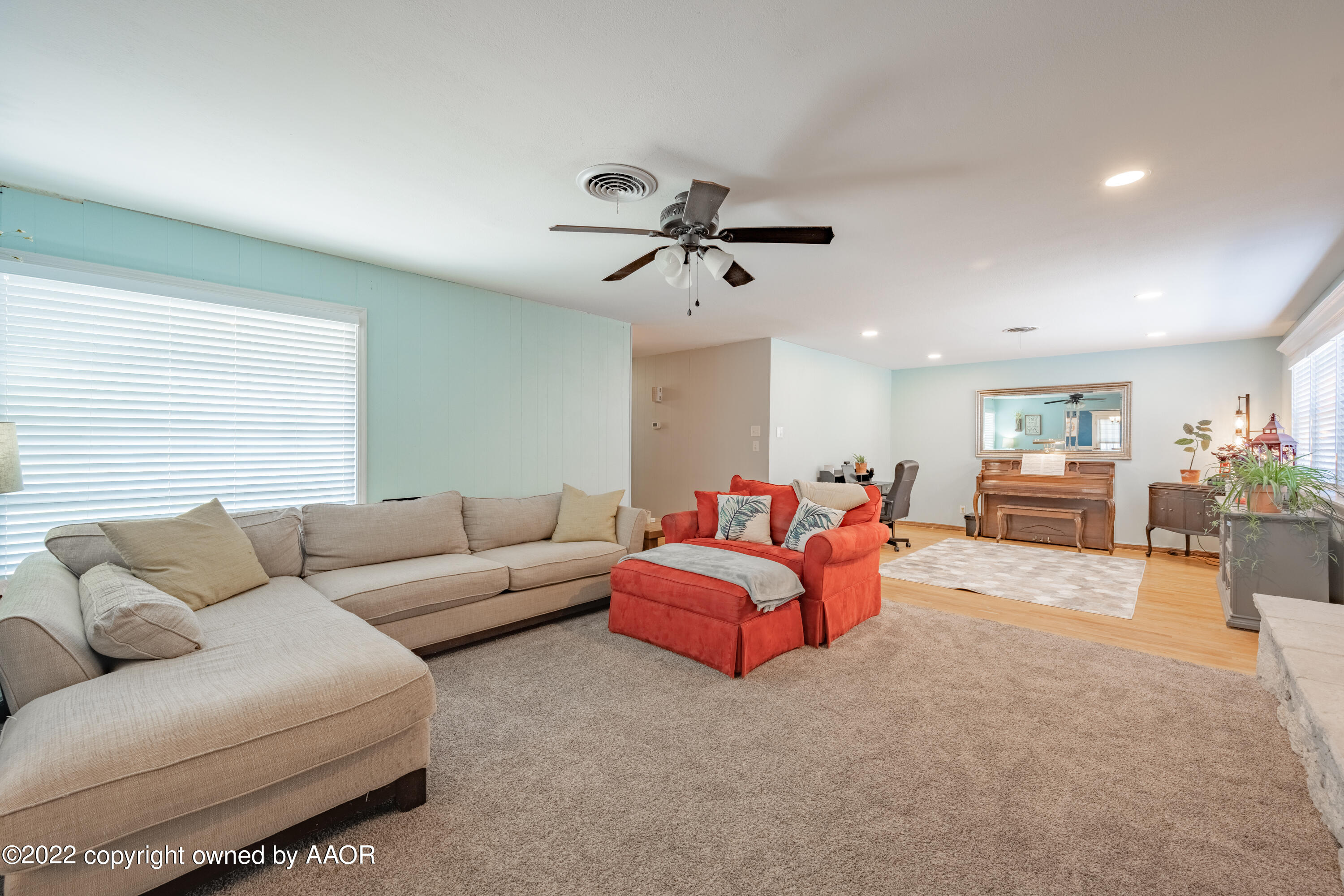 4318 South Bonham Street Amarillo, TX 79110 - Photo 7 of 26 living room 4