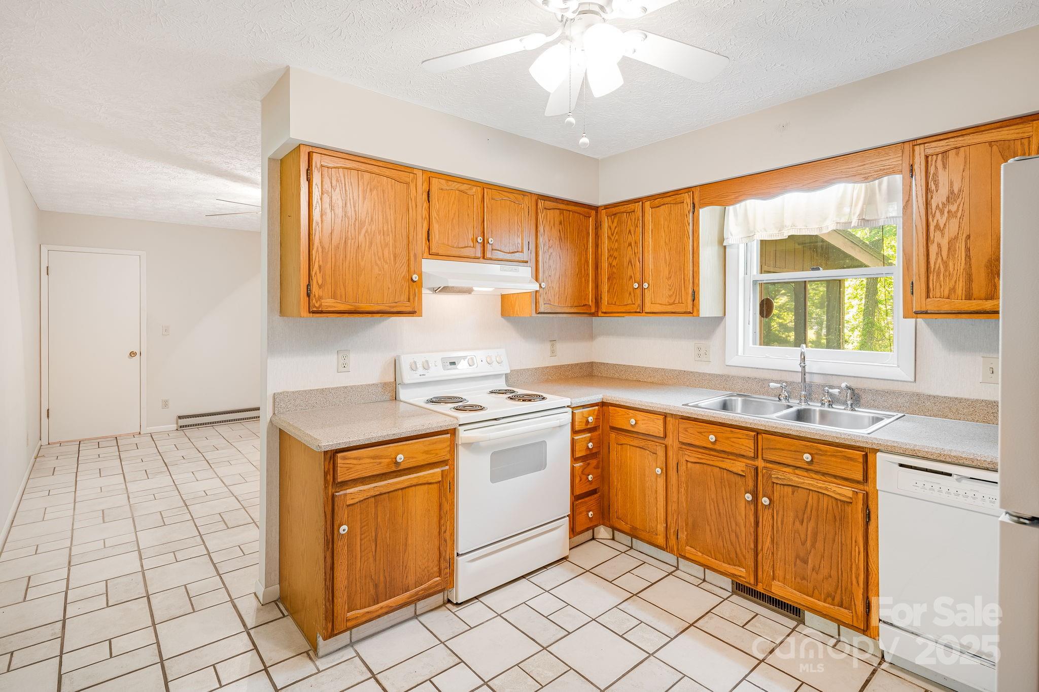 3127 Butler Bridge Road Mills River, NC 28759 - Photo 7 of 25 Gallery Image 7