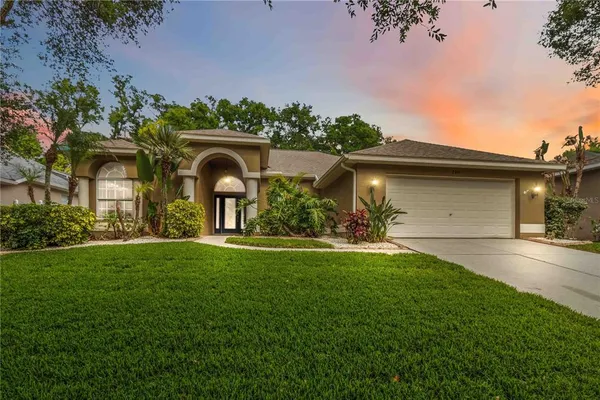 $480,000 | 2007 Raven Manor Drive, Dover, FL 33527