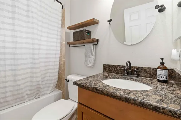 $480,000 | 2007 Raven Manor Drive, Dover, FL 33527