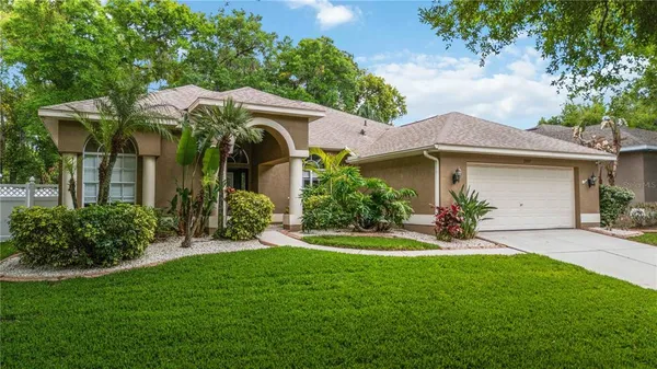 $480,000 | 2007 Raven Manor Drive, Dover, FL 33527