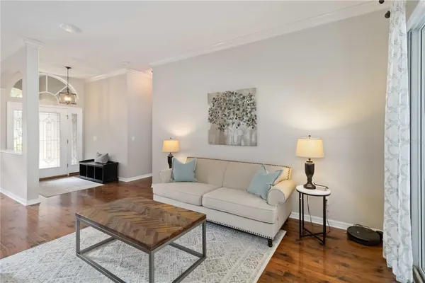 $480,000 | 2007 Raven Manor Drive, Dover, FL 33527