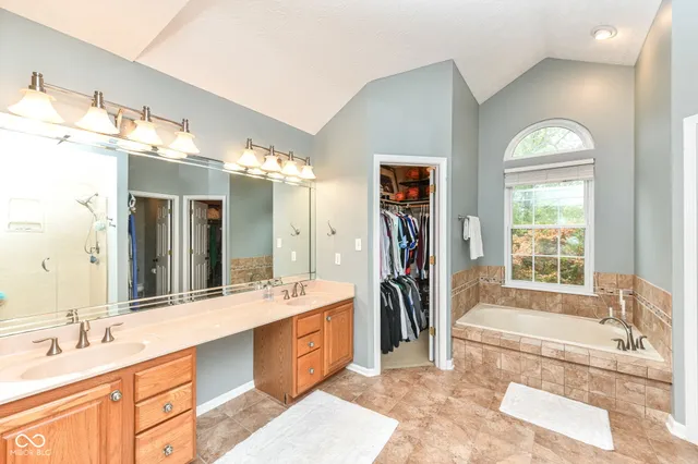 $440,000 | 8570 Laurel Court, Fishers, IN 46038