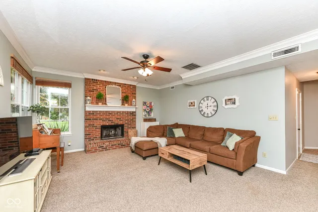 $440,000 | 8570 Laurel Court, Fishers, IN 46038