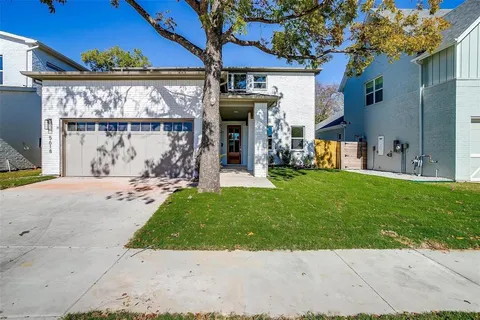 $699,000 | 5618 Oaks Lane, Westworth Village, TX 76114