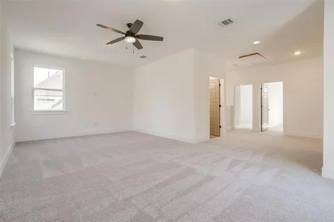$699,000 | 5618 Oaks Lane, Westworth Village, TX 76114