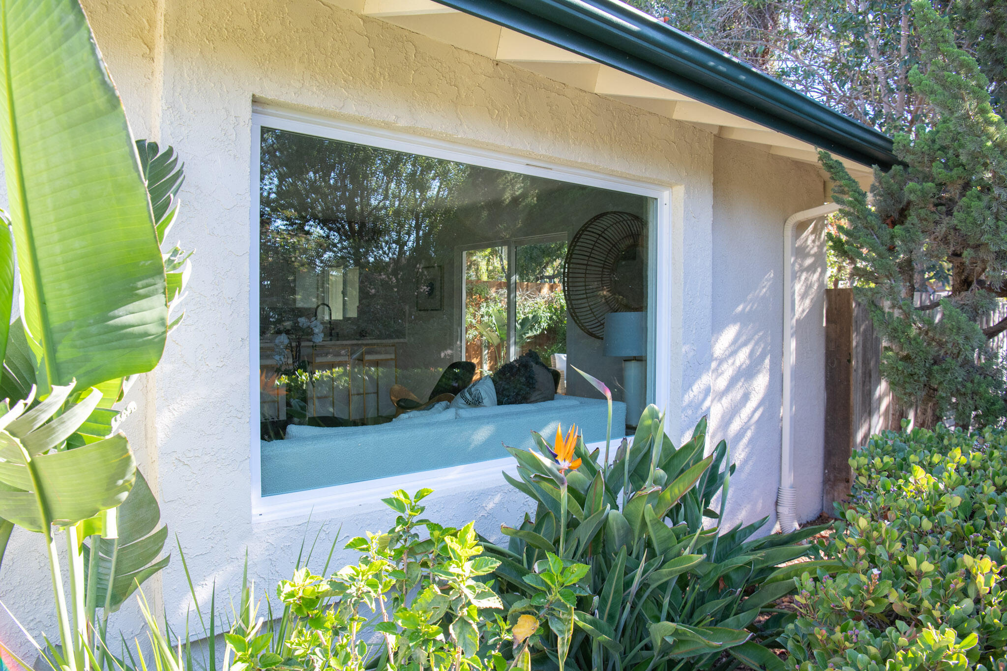 373 Northgate Drive, Unit A Goleta, CA 93117 - Photo 3 of 37 a front view of a house with a yard