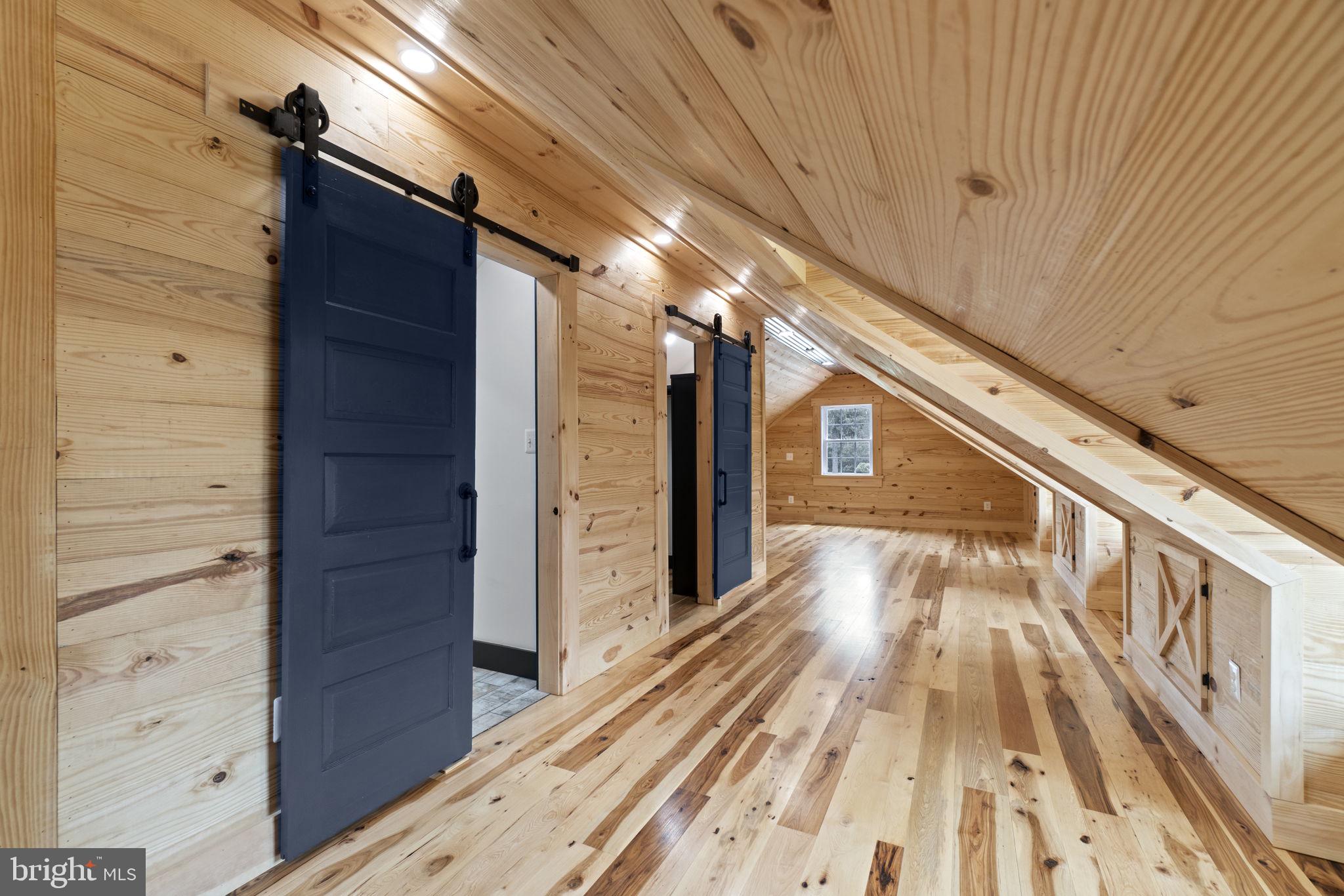 13316 Compton Road Clifton, VA 20124 - Photo 14 of 39 a view of balcony