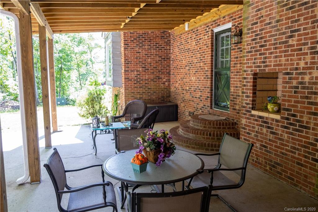 203 Morris Farm Road Stanley, NC 28164 - Photo 6 of 44 Gallery Image 6