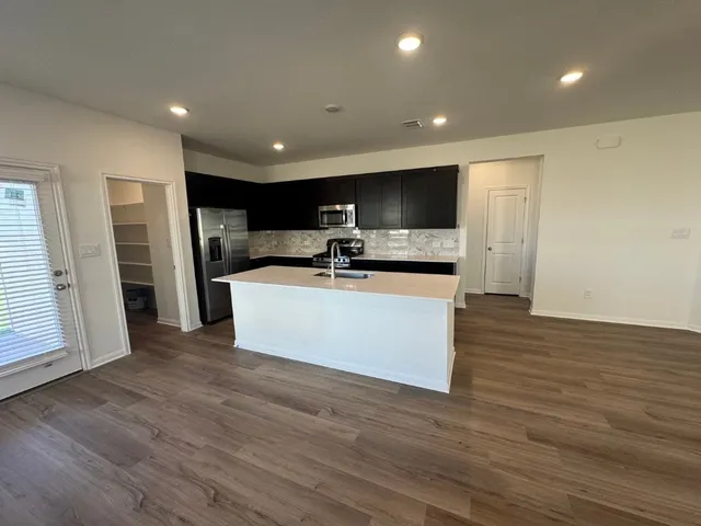 $397,900 | 3725 Pin Oak Hills, Seguin, TX 78155