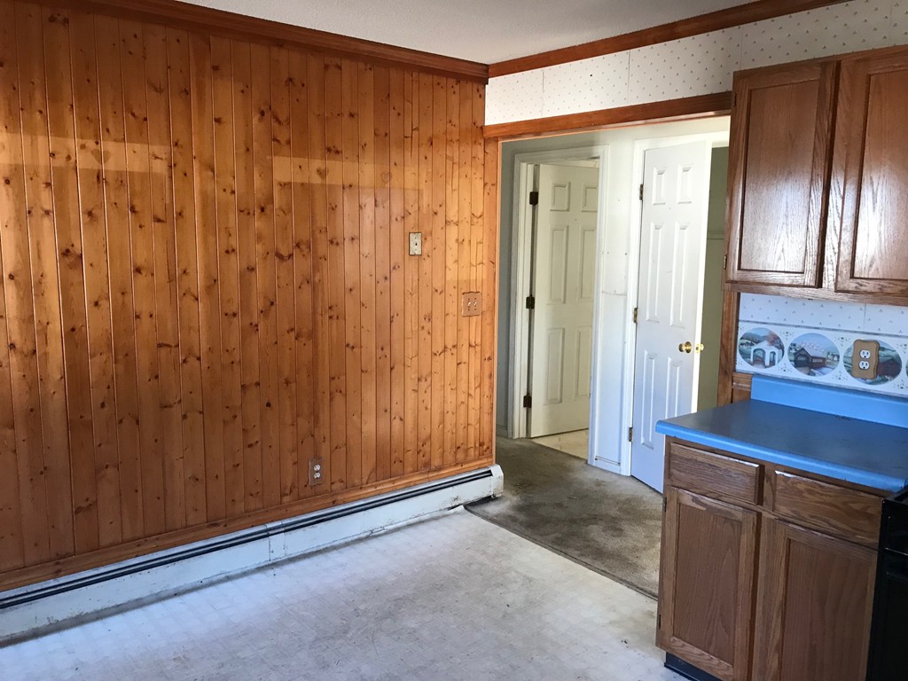 134 Hathaway Commons Road Fall River, MA 02720 - Photo 6 of 25