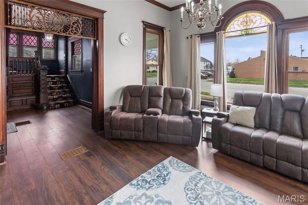 130 South Monroe Street Pittsfield, IL 62363 - Photo 6 of 69