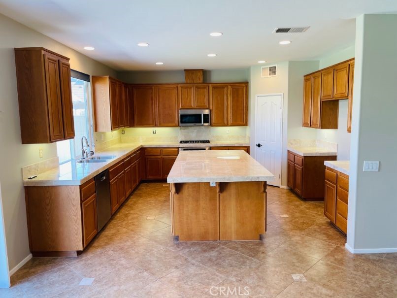 29720 Rossiter Road Murrieta, CA 92563 - Photo 19 of 64