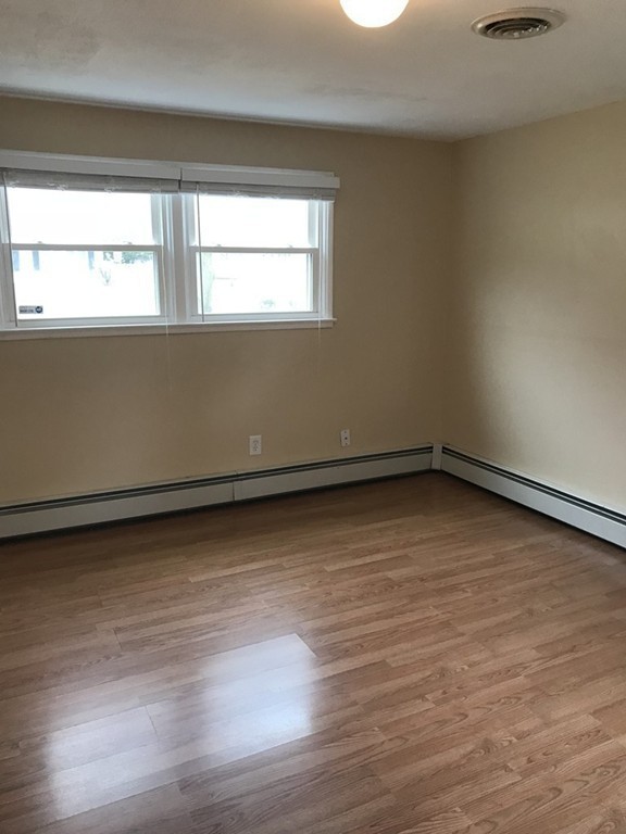 69 Coral Road Springfield, MA 01118 - Photo 8 of 14