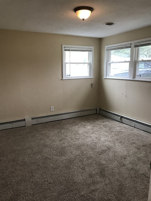 69 Coral Road Springfield, MA 01118 - Photo 10 of 14