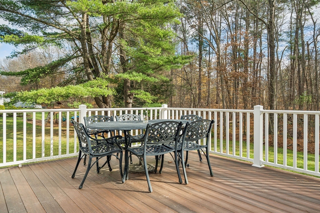 17 Linda Road Andover, MA 01810 - Photo 31 of 34