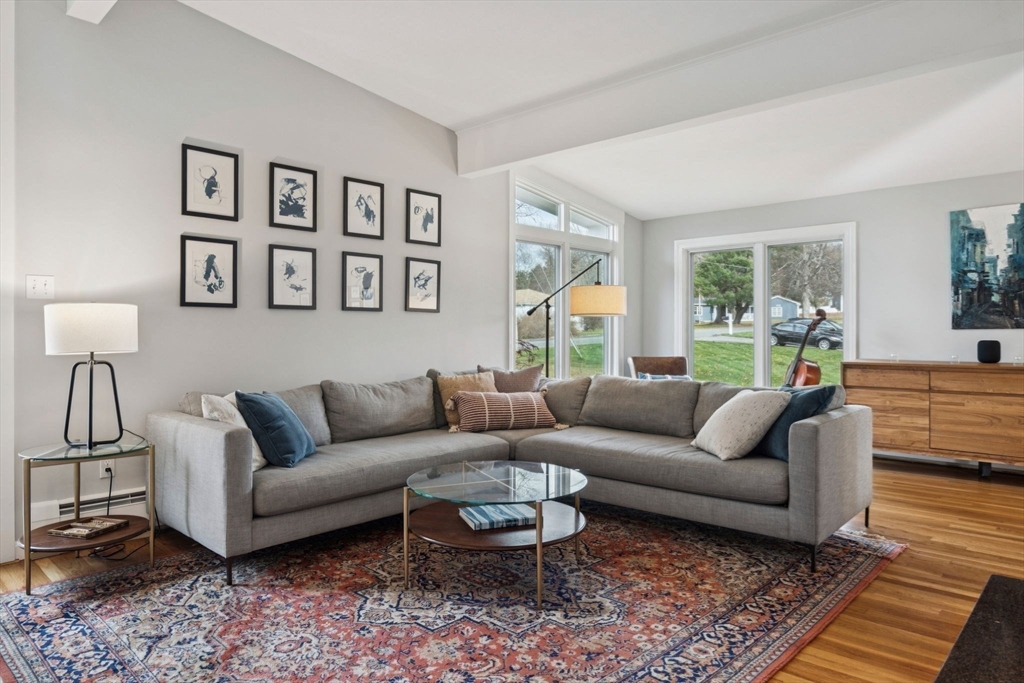 17 Linda Road Andover, MA 01810 - Photo 5 of 34