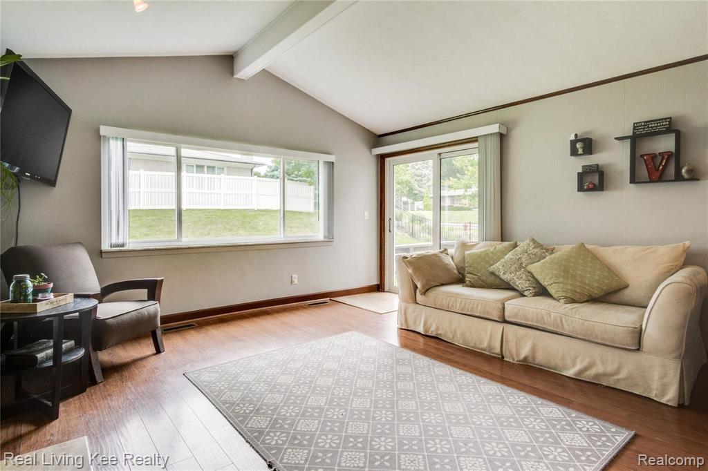 797 Redwood Court Rochester Hills, MI 48309 - Photo 13 of 40