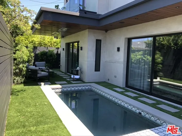 $5,149,000 | 1625 18th Street, Manhattan Beach, CA 90266