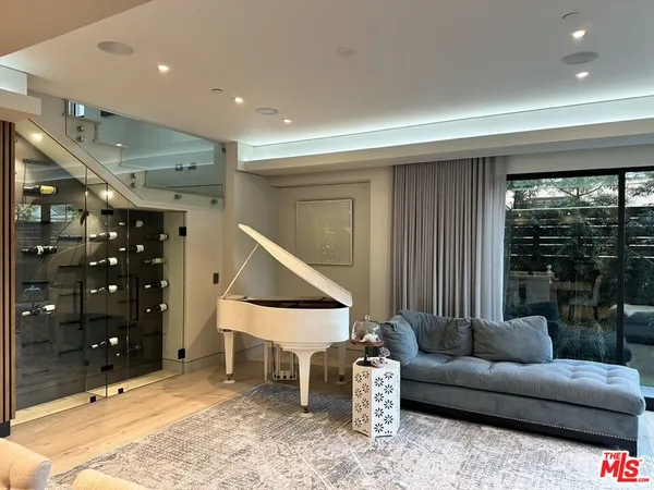 $5,149,000 | 1625 18th Street, Manhattan Beach, CA 90266