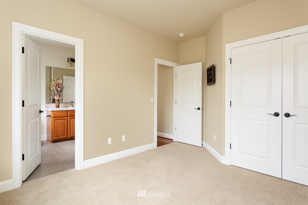 3823 209th Street Southeast Bothell, WA 98021 - Photo 7 of 18