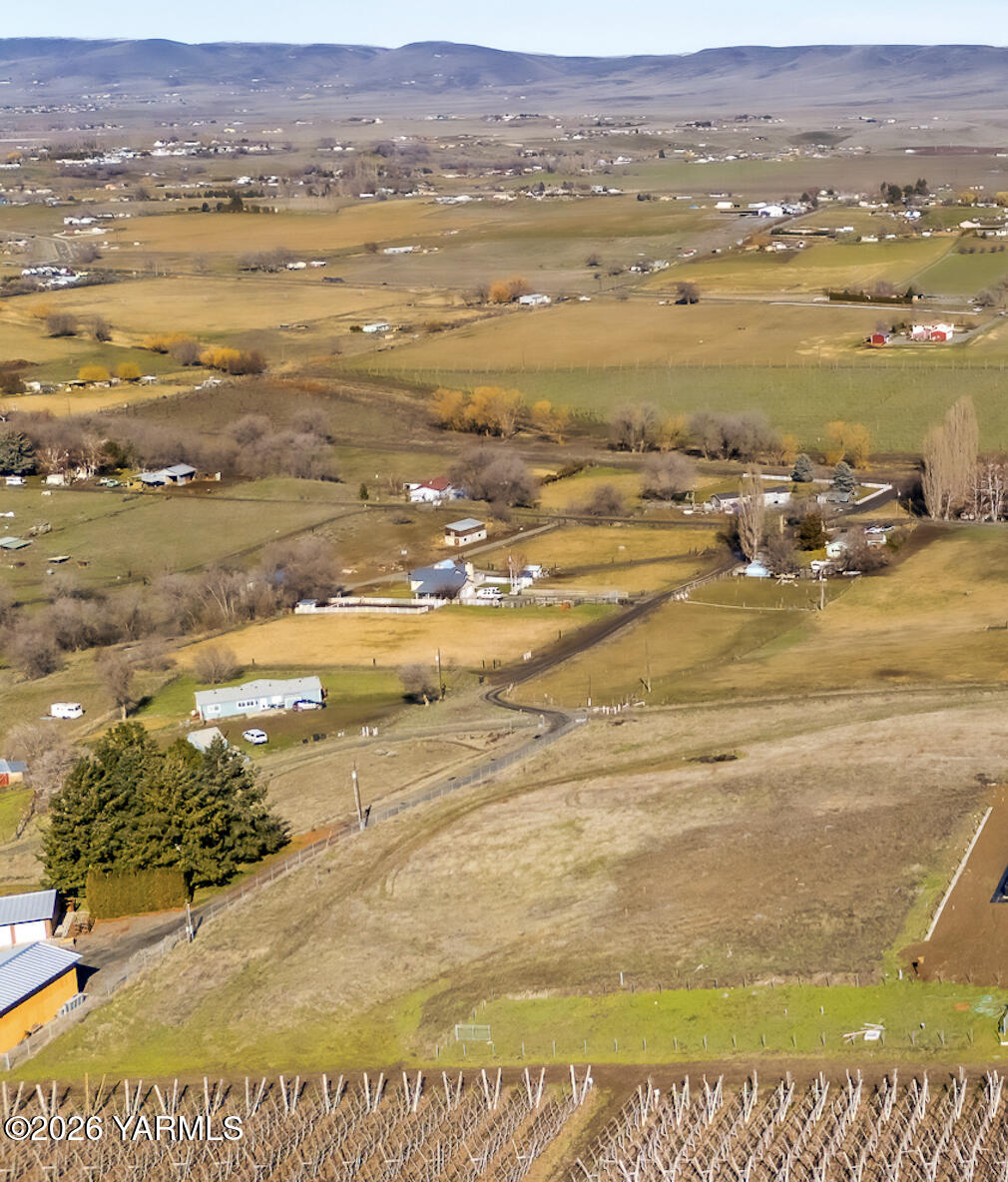 Nka Desmarais Road Moxee, WA 98936 - Photo 4 of 7 Lot 1 shot 2
