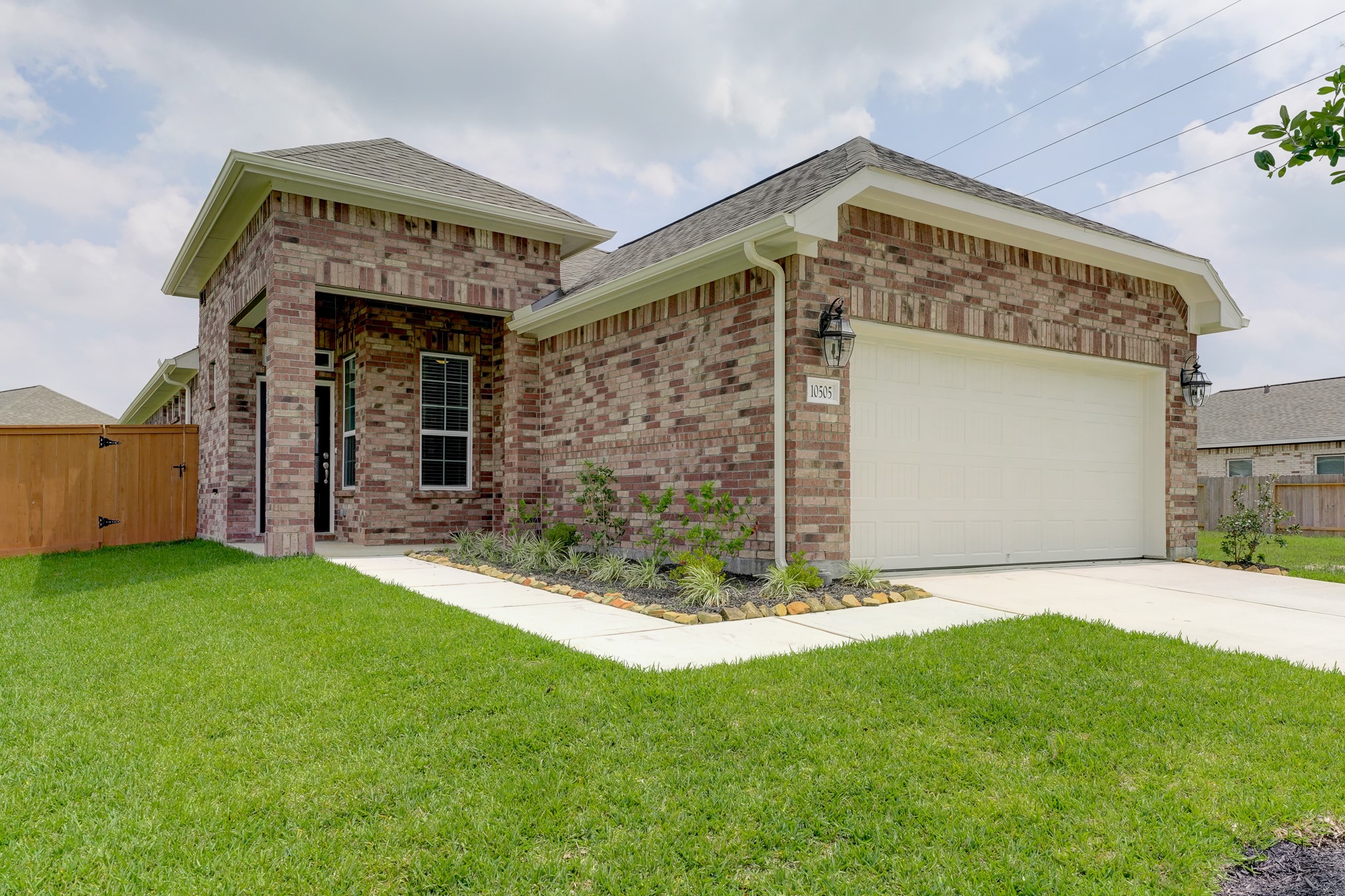 10505 Stone Peak Drive Rosharon, TX 77583 - Photo 2 of 29