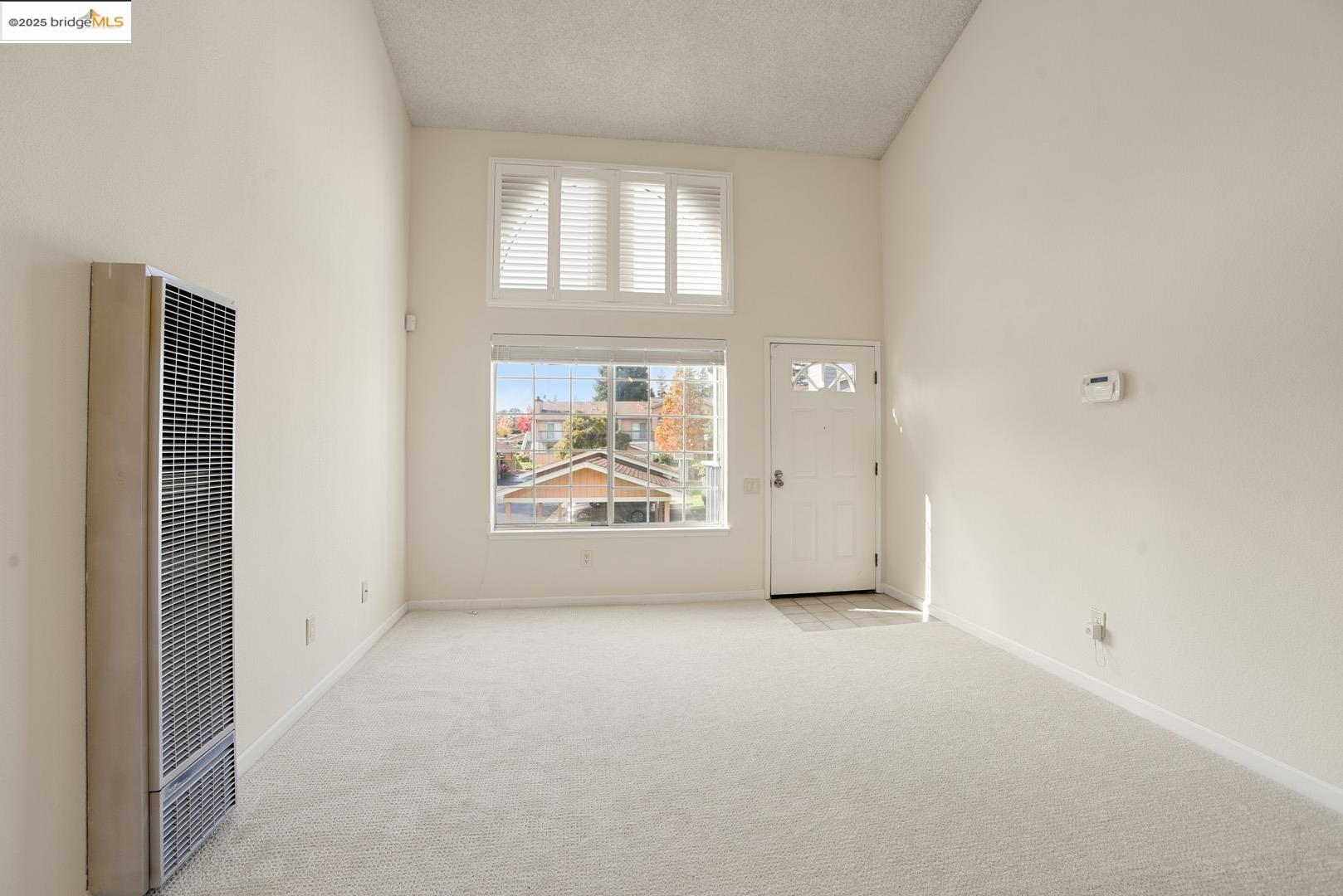 44 Glenwood Hercules, CA 94547 - Photo 16 of 35 an empty room with windows