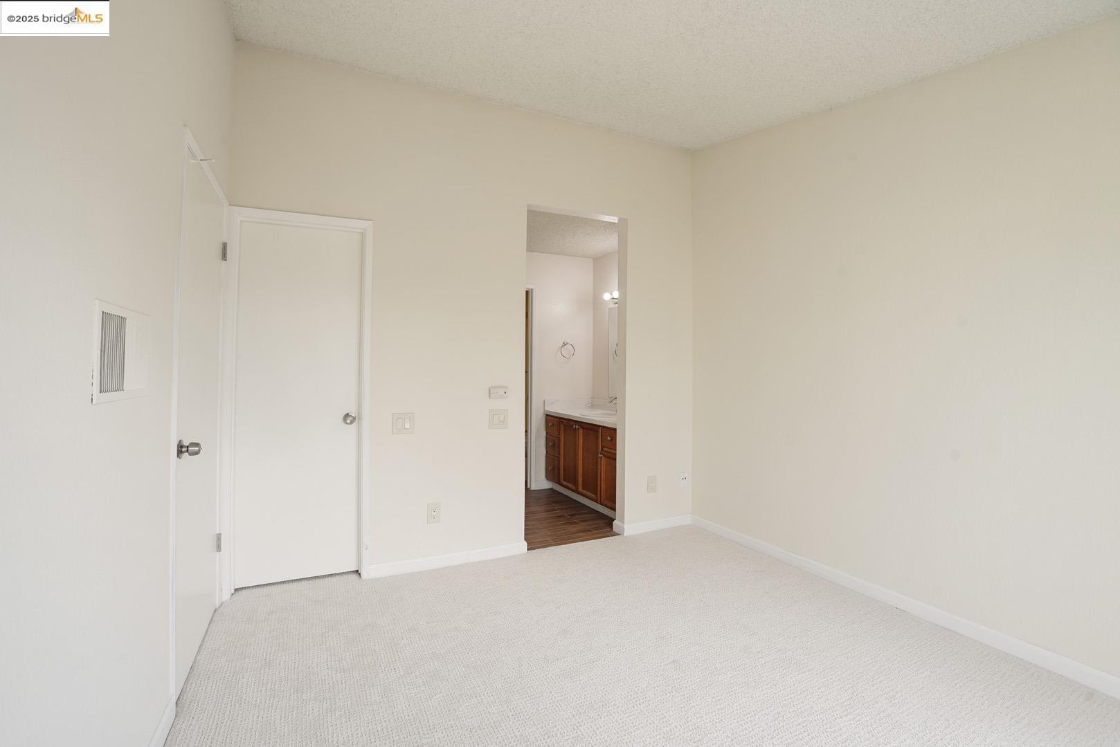 44 Glenwood Hercules, CA 94547 - Photo 20 of 35 a view of an empty room and kitchen