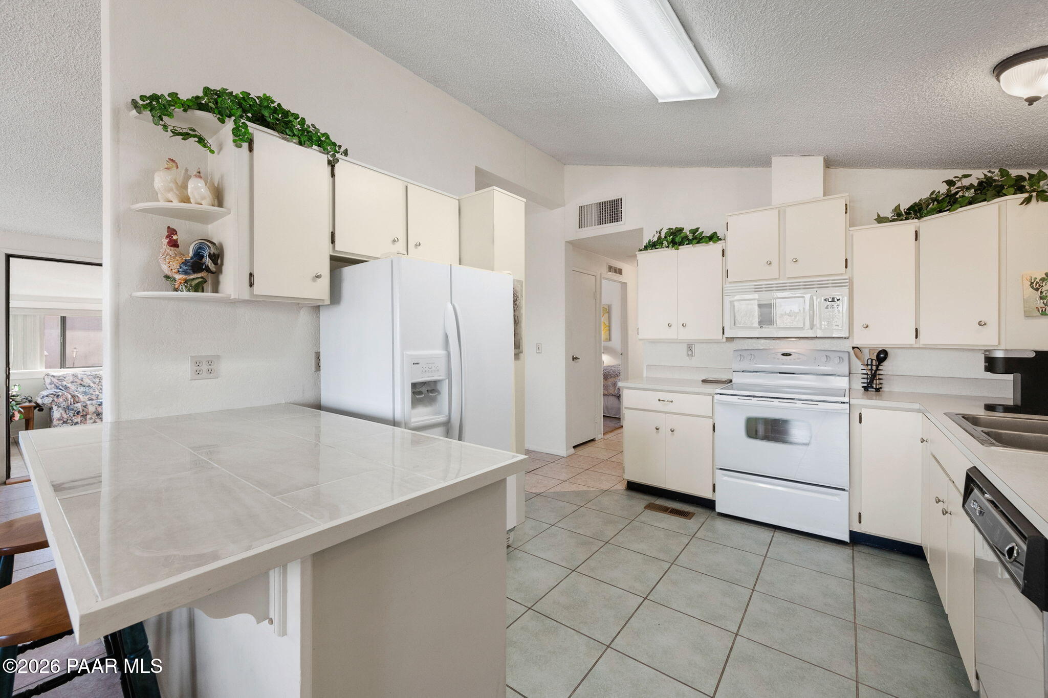 1804 Speer Road Prescott, AZ 86301 - Photo 10 of 22 10-Kitchen