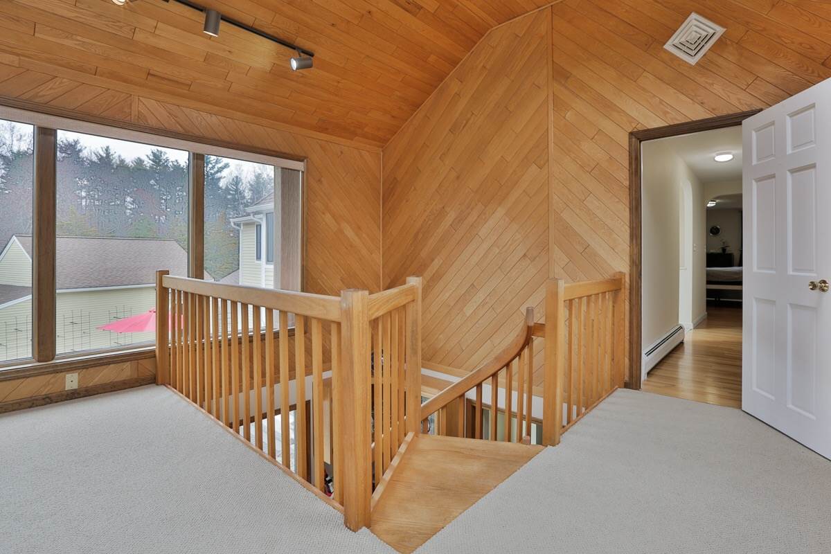 2 Edgewood Road Windham, NH 03087 - Photo 27 of 40
