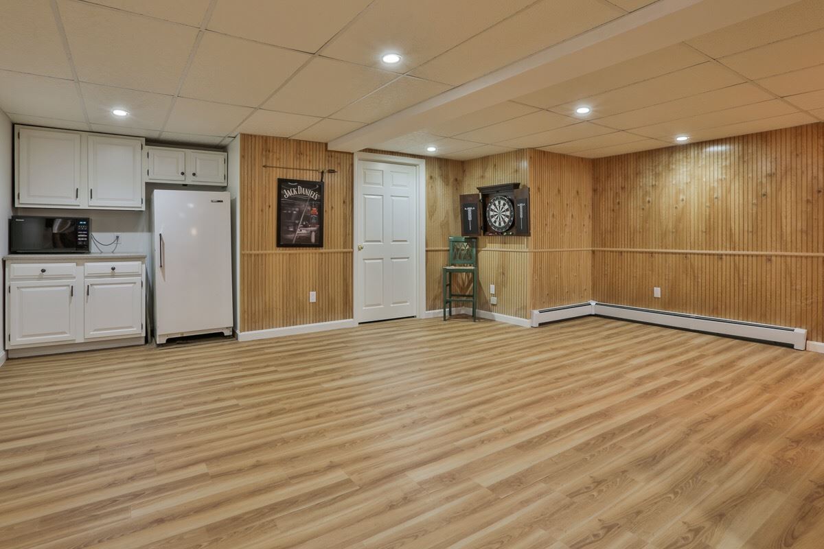 2 Edgewood Road Windham, NH 03087 - Photo 35 of 40