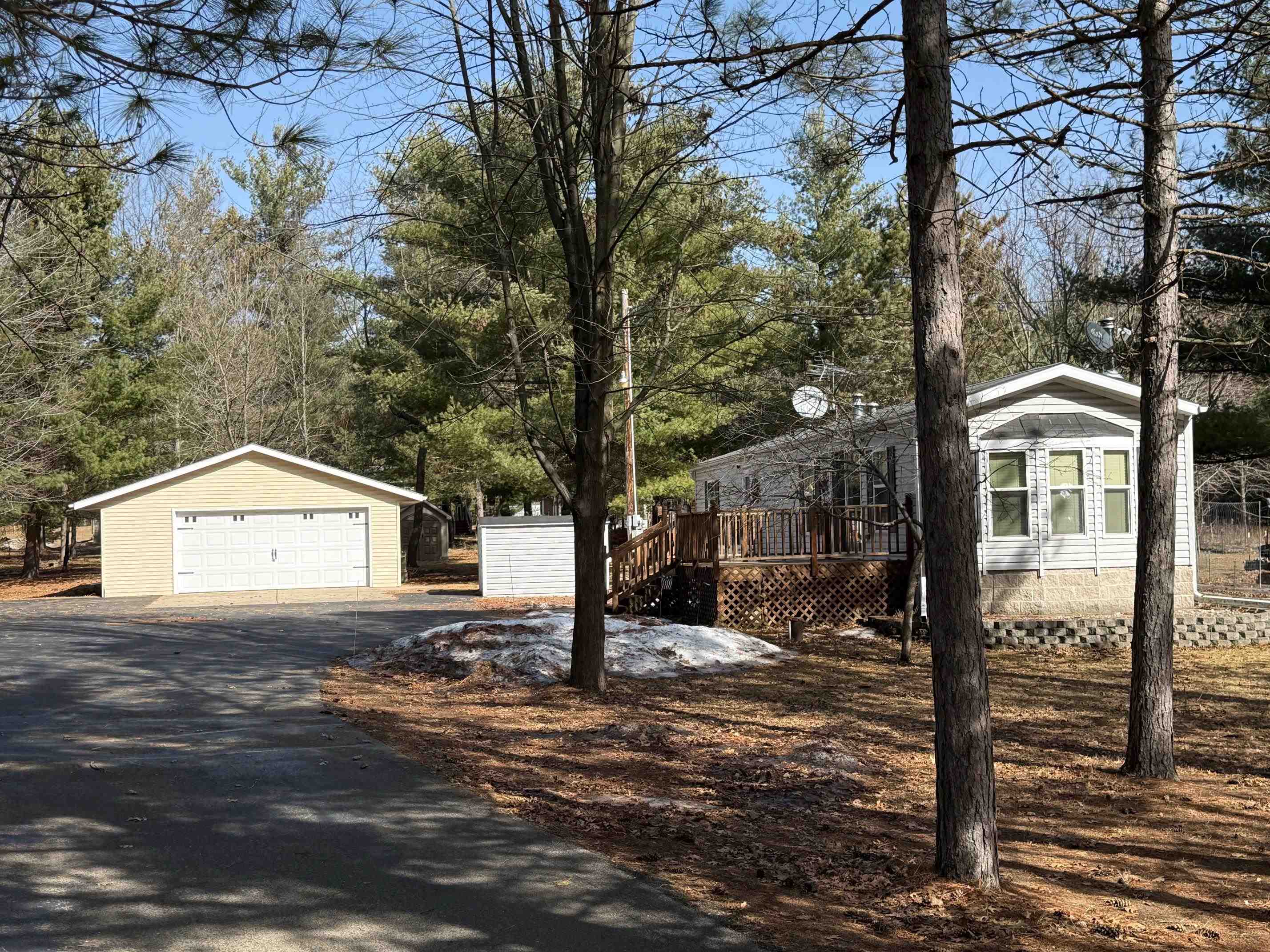 W5008 South Pathfinder Circle Shawano, WI 54166 - Photo 1 of 1