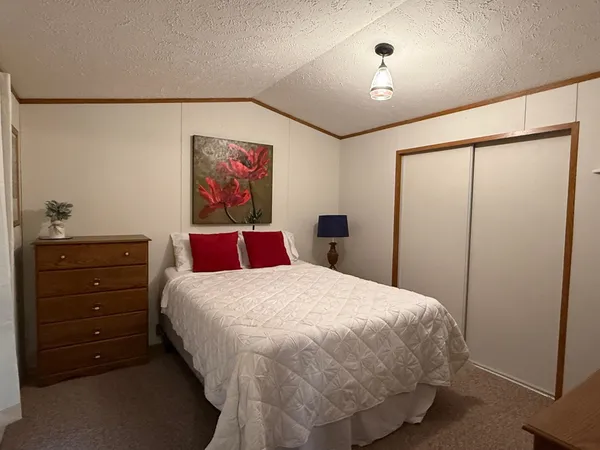 $164,900 | W5008 South Pathfinder Circle, Shawano, WI 54166