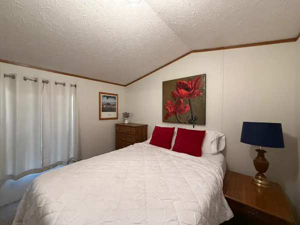 $164,900 | W5008 South Pathfinder Circle, Shawano, WI 54166