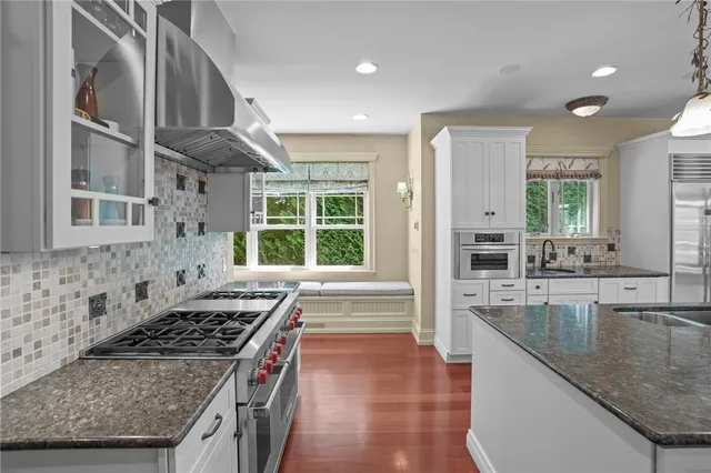 $3,495,000 | 74 Bayberry Road, Narragansett, RI 02882