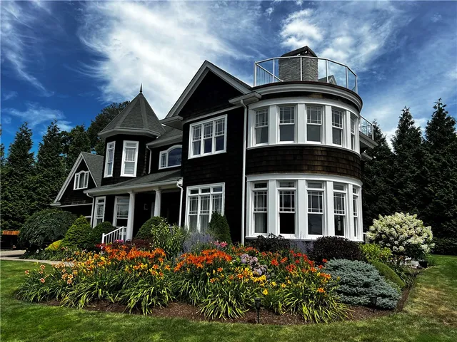 $3,495,000 | 74 Bayberry Road, Narragansett, RI 02882